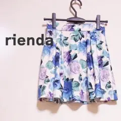 rienda リエンダ　ミニスカート　白　花柄　ボックスプリーツ　バラ柄 ブルー