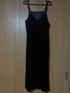 GU ジーユー ベロアキャミソールワンピース M ブラック スリット入り