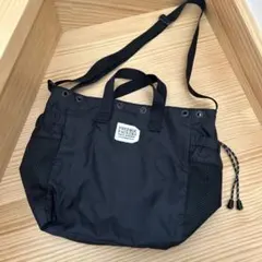 FREDRIK PACKERS 黒　ショルダーバッグ