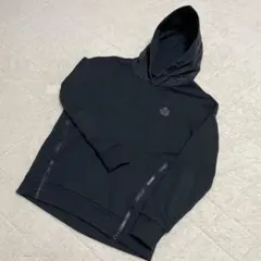 ★ モンクレール　MAGLIA CON CAPPUCCIO パーカー　美品のサムネイル