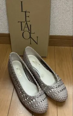 ルタロン　メッシュフラットシューズ　23cm シルバーベージュ