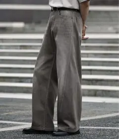 【完売品】VINTAGE WASHED CURVED DENIM