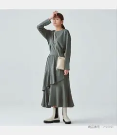 美品PLSTティアードスカートカットソーセットアップ　オリーブ