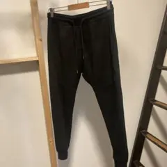 黒 ジョガーパンツ メンズ