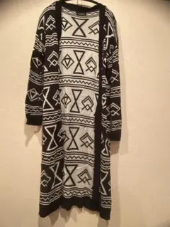 幾何学模様カーディガン Mサイズ