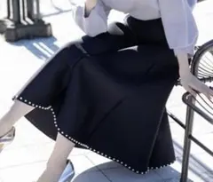 パール付き フレアスカート