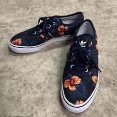 国内正規品【adidas】アディダス　スニーカー フラワー26.5