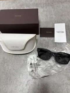 TOM FORD サングラス TF1232-D-Nのサムネイル
