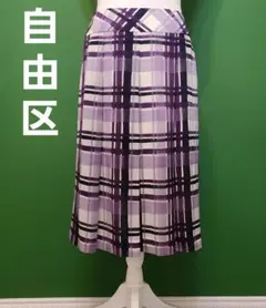 大きいサイズ＊自由区＊パープルチェックのスカートのサムネイル
