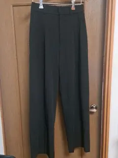 UNIQLO ユニクロ　タックワイドパンツ　黒　ブラック　S　ワンタック　標準丈