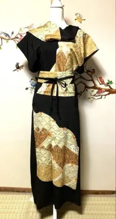 着物リメイク　黒留袖ワンピース鳳凰金彩駒刺繍帯締めストールリボン付き正絹落款 2025年最新】着物リメイク留袖の人気アイテム - メルカリ 着物リメイク