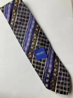 Item thumbnail for item 782f63b5-7340-4e40-af5b-1e5b423a62a3