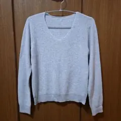 【シーモシェリー】Vネックセーター　グレー