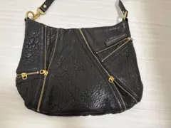 MARC BY MARC JACOBS レザー ショルダーバッグ ブラック