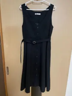 MAJESTIC LEGON ノースリーブワンピース 黒 Mサイズのサムネイル