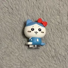 ハローキティ ちいかわ　ハチワレ　 コラボ ミニフィギュアのサムネイル