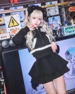 Item thumbnail for item e478d0a1-d9af-46bb-b2d0-bdd6b34ec1ac