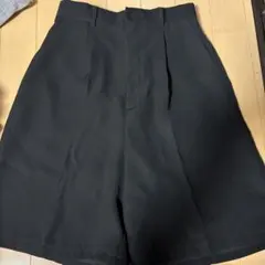 guハーフパンツ