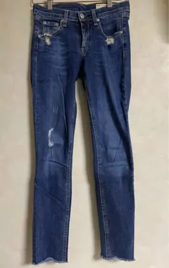 Item thumbnail for item da2b83ed-21c9-4118-999e-72787b4f9f69