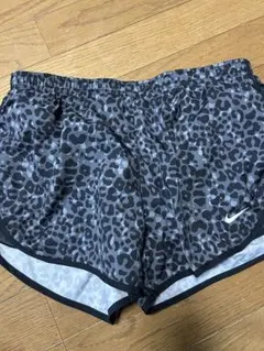 Nike DRI-FIT ヒョウ柄 陸上用パンツ