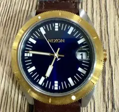 NIXON ネイビーゴールド 時計 レザーベルトのサムネイル