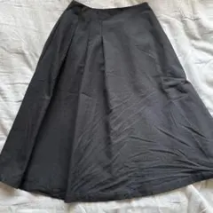 新品タグ付 イオン サイドタック ロングスカート 黒 Lサイズのサムネイル