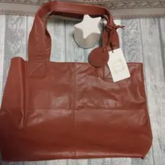 《新品未使用》ズッケロフィラート 　ソフトカウレザー　 　軽量トートバッグ