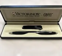 VICTORINOX CROSSボールペンセット　未使用　ケース付き　替芯付き