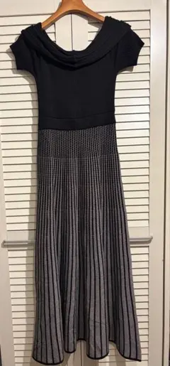 【RESEXXY】【美品】ヘリンボーンオフショルニットワンピース Fサイズ