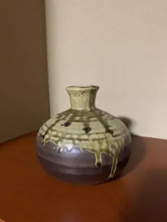 ハンドメイド 陶器 花瓶 緑と茶色のグラデーション