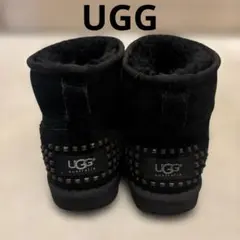 UGG美品❤️ムートンショートブーツ　スタッズ付きブラック
