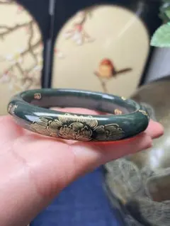 天然無処理和田玉 描金工艺・深緑色の和田玉【花開富貴】バングル 鑑定書付き