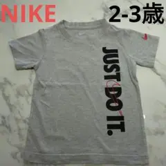 95サイズ 2-3歳　Tシャツ　半袖　トップス 男の子 NIKE　グレーのサムネイル