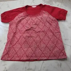 赤い花柄半袖Tシャツ Mサイズのサムネイル