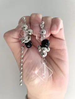 1点のみ【クリアひし形ピアス】ハンドメイドアクセサリー