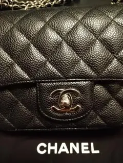 CHANELシャネル　ミニマトラッセ　チェーンバッグ　キャビアスキン シルバー