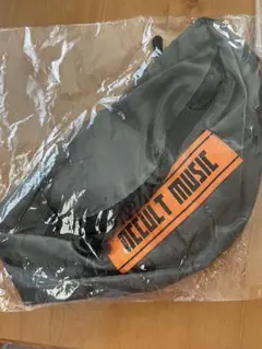 DEZERT ナイロンボディーバッグ