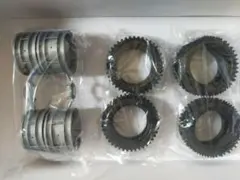 新品 タミヤ エアロアバンテ ホイール　タイヤのサムネイル