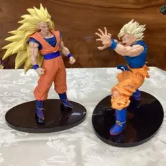 バ*ス様 ドラゴンボール 孫悟空 フィギュア2体セット B*s様 ドラゴンボールZ 孫悟空 フィギュア 2体セット（通常＆超サイヤ