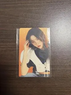 Le Sserafim ユンジン トレカ