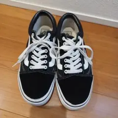 Item thumbnail for item 373a8e33-2184-424e-a5d5-8d06e3c3559d