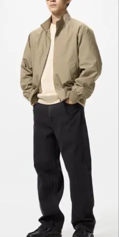 オンライン限定品　UNIQLO 321-47551ダークグレー　ワイドジーンズ