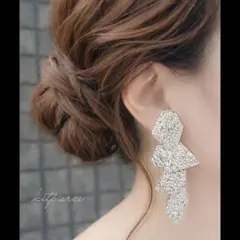 No.194 大ぶり✩.*˚シルバーの不規則ゆらゆらピアス✩.*˚