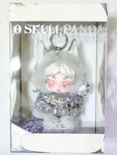POP MART SKULLPANDA × XGぬいぐるみペンダント(日本限定)