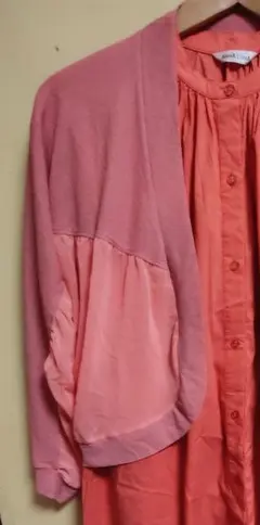 ピンク系 カーディガンとシャツワンピースのセット