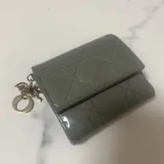 Lady Dior ロータスウォレット