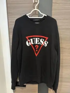 【値下げ】 GUESS トライアングルロゴ ブラック スウェットのサムネイル