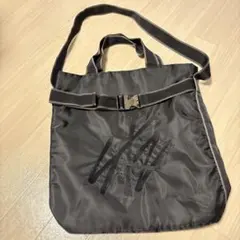 Item thumbnail for item e4c4e7a8-1d8f-4504-bb6a-84447b5c707d