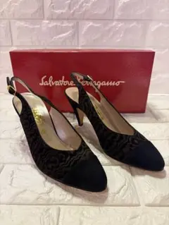 Salvatore Ferragamo スリングバックパンプス 黒×ベージュ23
