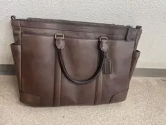 COACH コーチ正規品 2way ビジネスバッグショルダー本革　A4茶のサムネイル